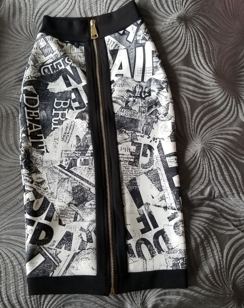 Akira Print Skirt Size Small